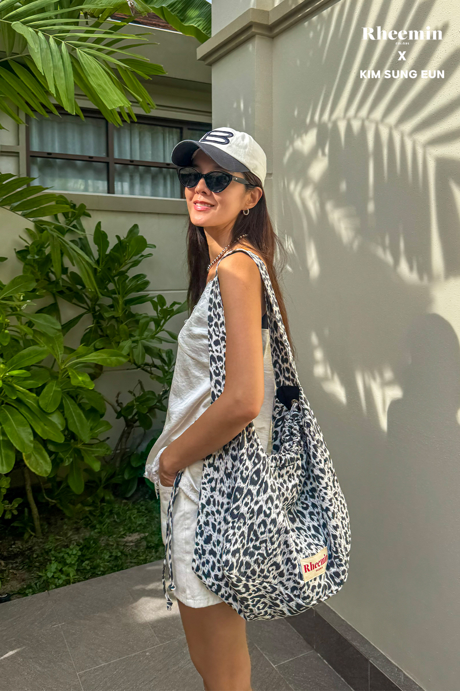 [김성은 x RHEEMIN] Basak Snow LEOPARD (LARGE) - Black+ White